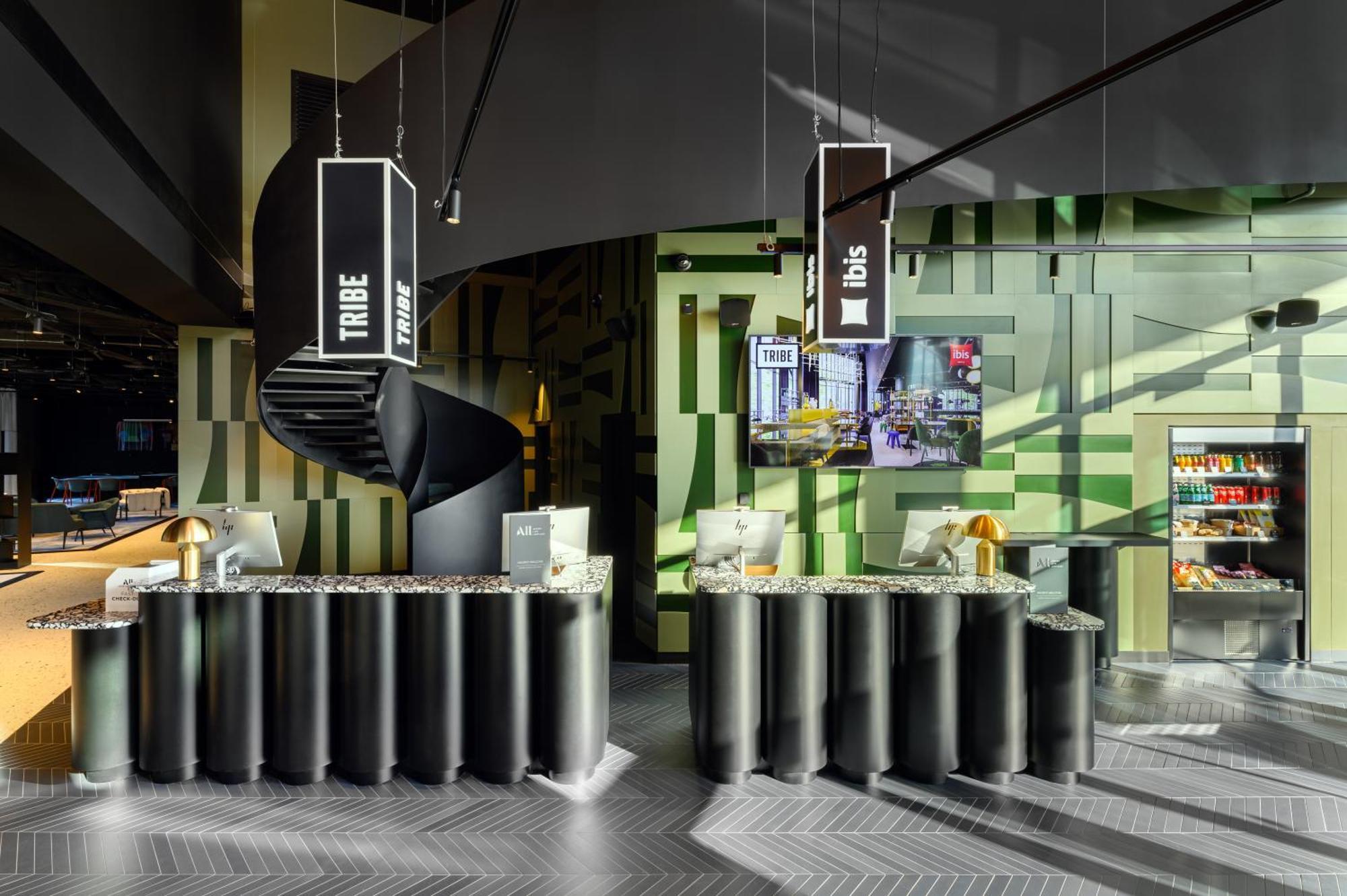 Hotel Ibis Stadium 3*